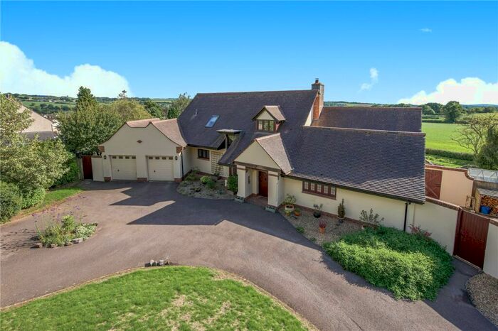 5 Bedroom Detached House For Sale In Westleigh, Tiverton, Devon, EX16