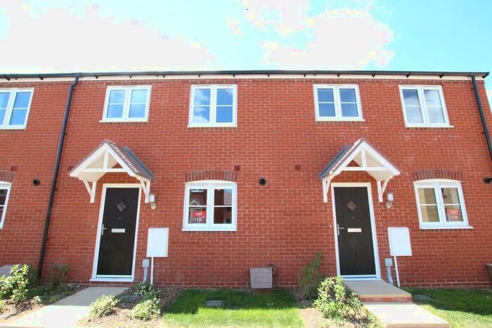 3 Bedroom Semi-Detached House To Rent In **multiple Brand New Bedroom Houses For Let** Velthouse Close, Hardwick**, GL2