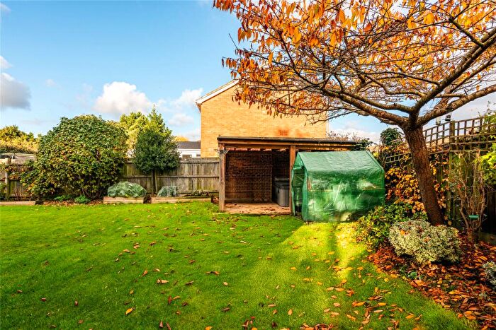 4 Bedroom Detached House For Sale In Pilgrims Lane, Bugbrooke, Northamptonshire, NN7