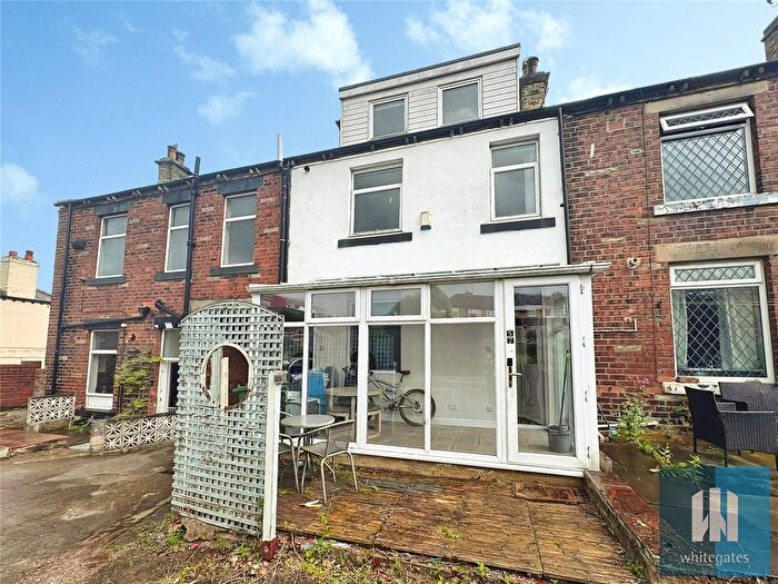 3 Bedroom Terraced House For Sale In Shillbank Lane, Mirfield, WF14