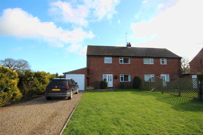 3 Bedroom Semi-Detached House To Rent In The Avenue, Wighill Park, Tadcaster, LS24