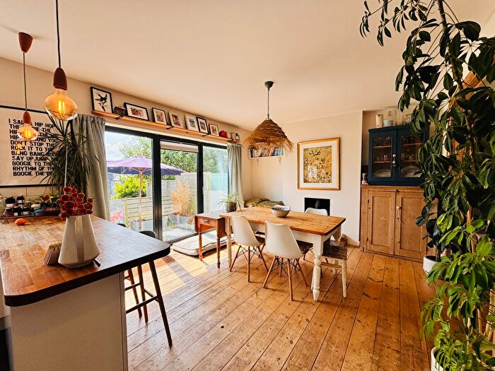 3 Bedroom Semi-Detached House To Rent In Harbour View Crescent, Penzance, TR18