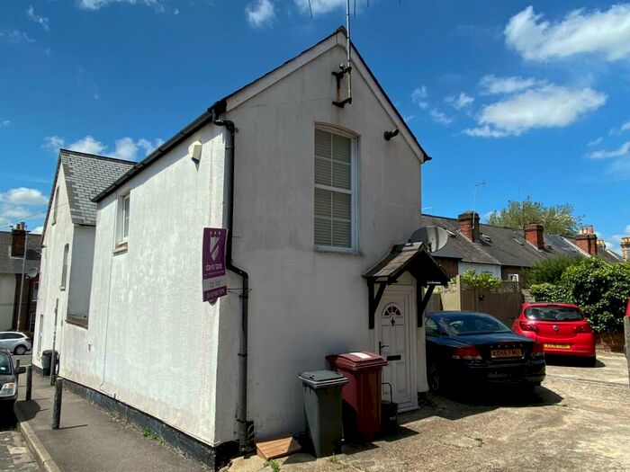 1 Bedroom Detached House To Rent In Alpine Street, Reading, Berkshire, RG1