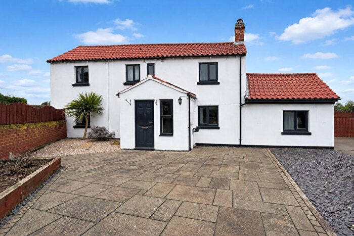 3 Bedroom House To Rent In Reveller Mews, Yafforth, DL7