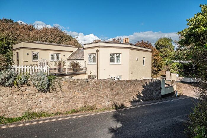 2 Bedroom Detached House For Sale In Peak Hill Road, Sidmouth, EX10