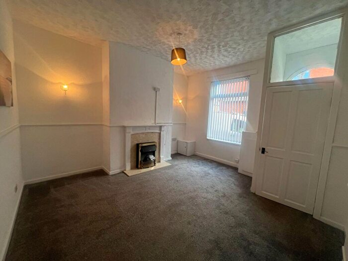 2 Bedroom House To Rent In Cedar Street, Ashton-Under-Lyne, OL6
