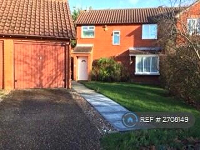 3 Bedroom Semi-Detached House To Rent In Huntingbrooke, Great Holm, Milton Keynes, MK8