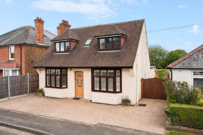 4 Bedroom Chalet For Sale In Glebe Road, Chalfont St Peter, SL9