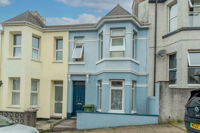 1 Bedroom Flat To Rent In Turret Grove, Plymouth, PL4