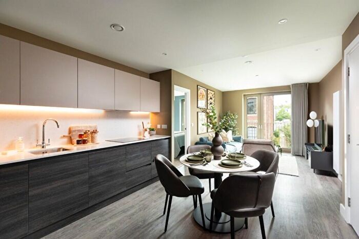 2 Bedroom Apartment To Rent In Drysdale Gait, Edinburgh, EH3