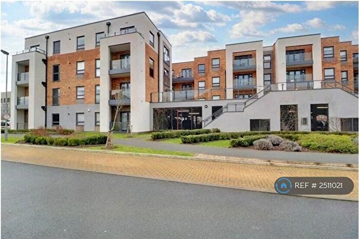2 Bedroom Flat To Rent In Duchess Court, Welwyn Garden City, AL7