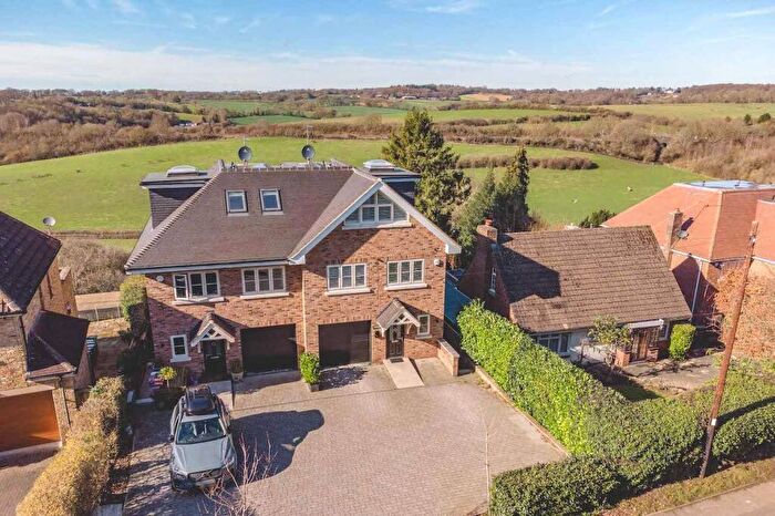 5 Bedroom Town House For Sale In Holtspur Top Lane, Beaconsfield, HP9