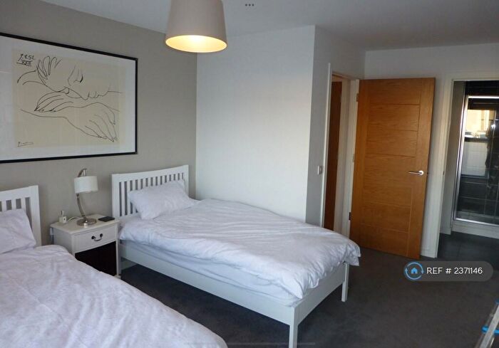 3 Bedroom Flat To Rent In Portobello, Edinburgh, EH15