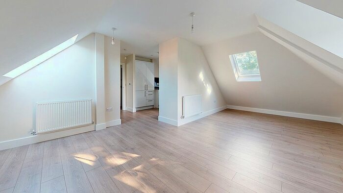 2 Bedroom Flat To Rent In Blake House, Peel Street, Maidstone, ME14