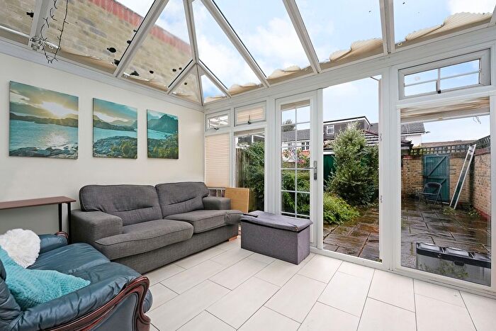 4 Bedroom Flat To Rent In Fallow Court, Argyle Way, SE16