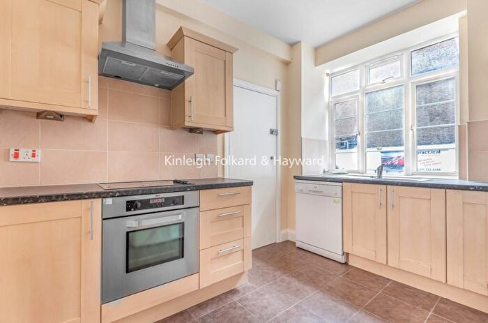 4 Bedroom Flat To Rent In Adelaide Road, Belsize Park, London, NW3