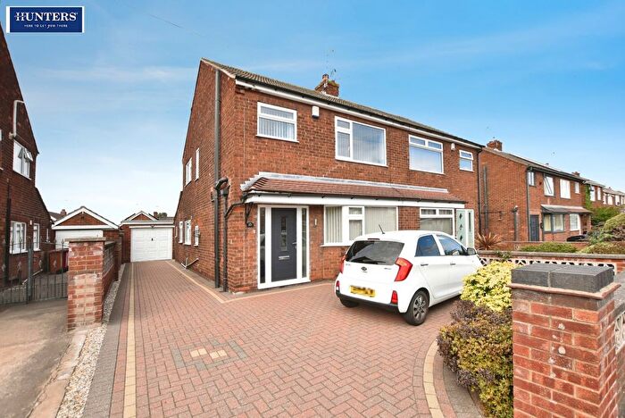 3 Bedroom Semi-Detached House For Sale In Grange Lane South, Scunthorpe, DN16