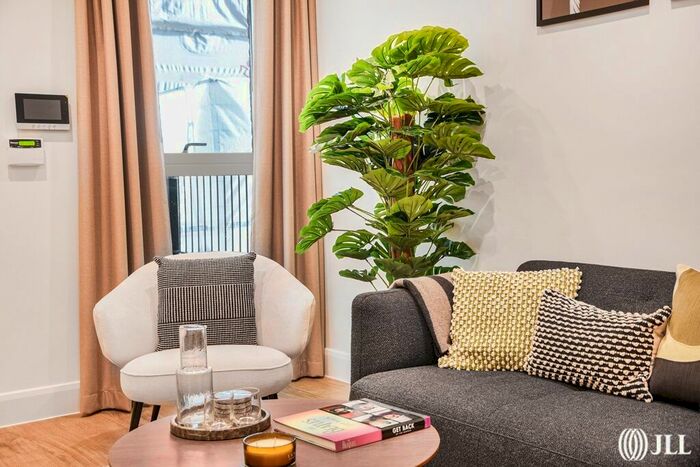 1 Bedroom Flat To Rent In Uncle, Colindale, NW9