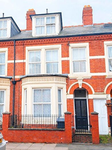 5 Bedroom Villa For Sale In St. Albans Road, Leicester, LE2