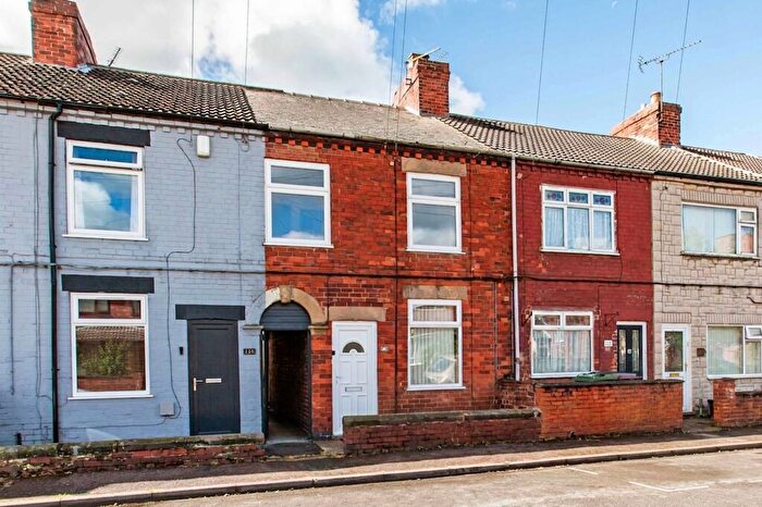 3 Bedroom Terraced House For Sale In Selwyn Street, Bolsover, S44