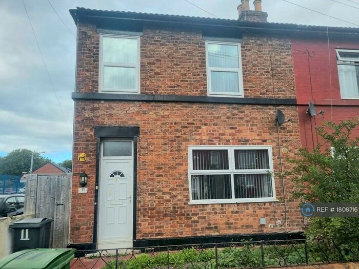 3 Bedroom Semi-Detached House To Rent In Thompson Street, Birkenhead, CH41