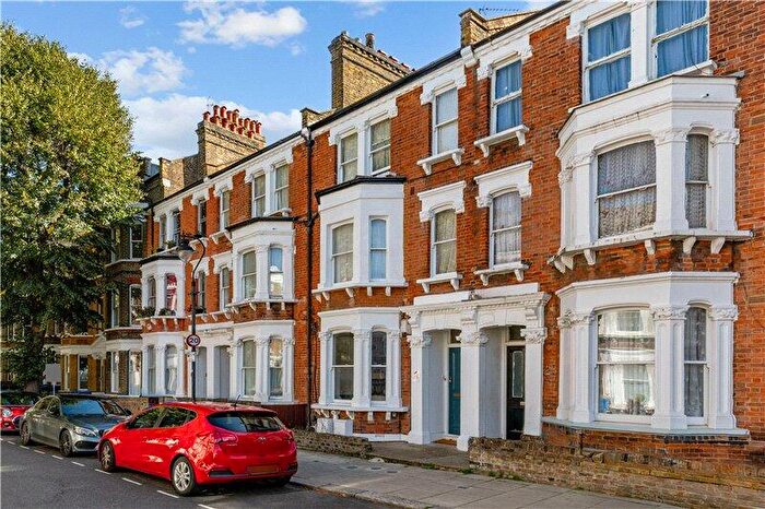 2 Bedroom Apartment For Sale In Austral Street, London, SE11