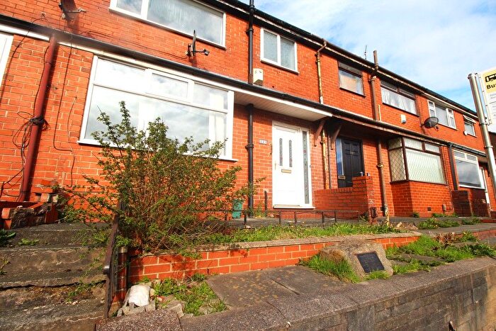 3 Bedroom Terraced House To Rent In Large -Bedroom House To Rent, Abbey Hills Road, Oldham, OL4