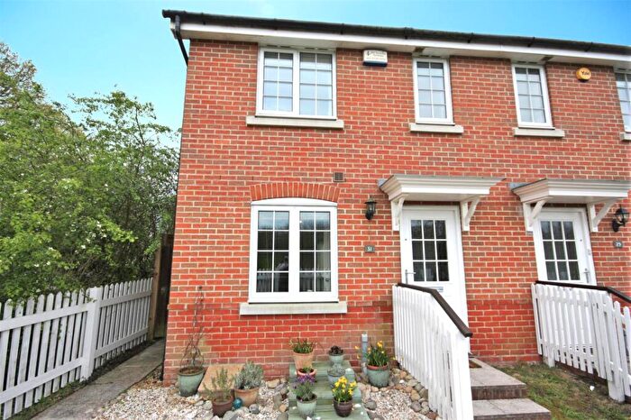 2 Bedroom End Of Terrace House To Rent In Maple Rise, Whiteley, Fareham, PO15