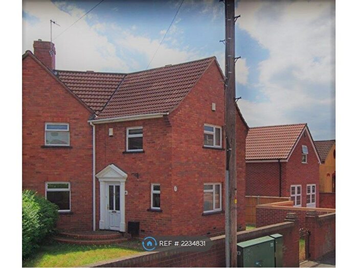 4 Bedroom Semi-Detached House To Rent In St. Johns Lane, Bristol, BS3
