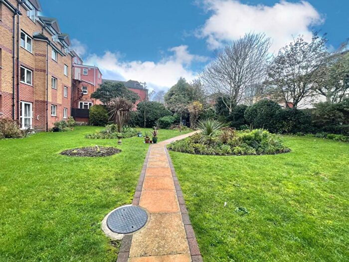 1 Bedroom Flat To Rent In Viscount Court - Retirement Living, BH5