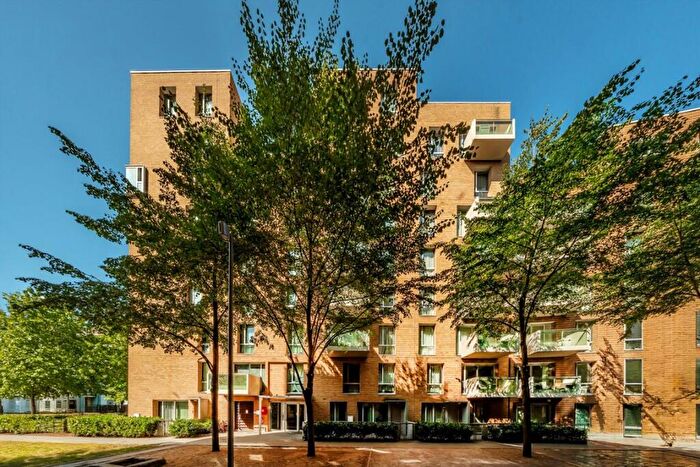 3 Bedroom Flat For Sale In Nelson Walk, Bow, E3