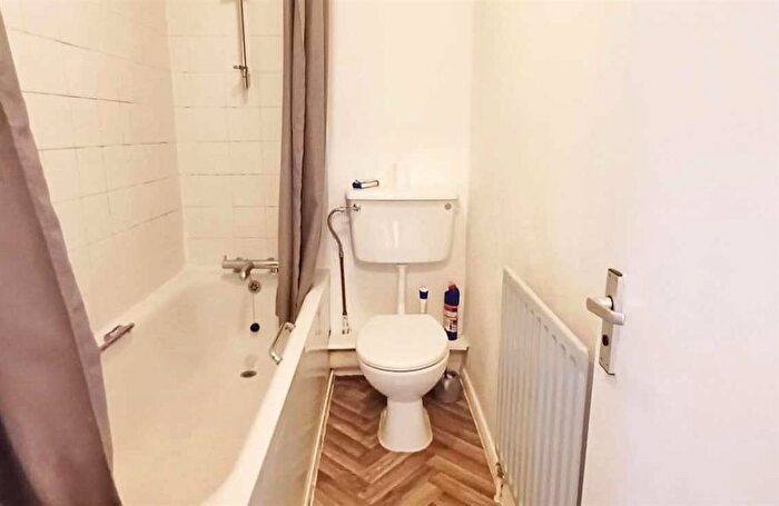 1 Bedroom Flat For Sale In Springwell Avenue, London, NW10