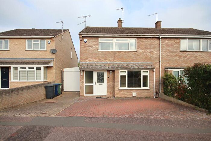 3 Bedroom House To Rent In Greystoke Road, Cambridge, CB1