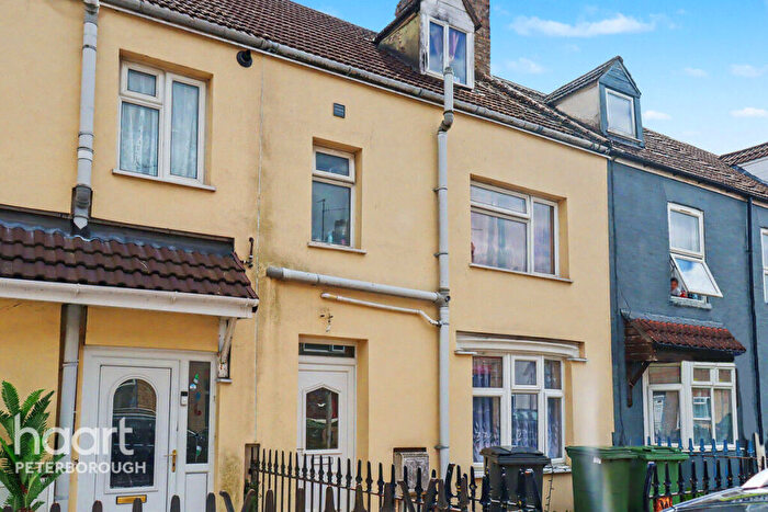 4 Bedroom Terraced House For Sale In Henry Street, Peterborough, PE1