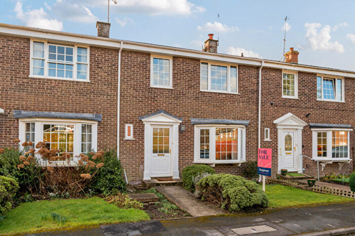 3 Bedroom Terraced House For Sale In River Park, Marlborough, SN8