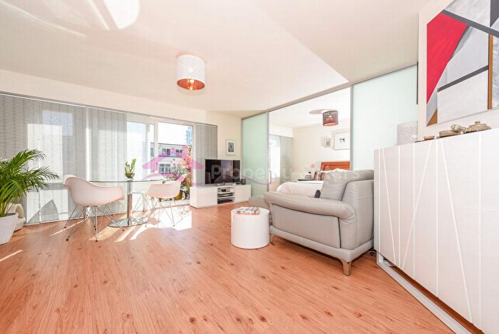 1 Bedroom Flat To Rent In Amiot House, Heritage Avenue, Colindale, NW9