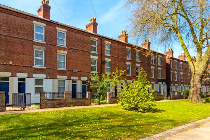 4 Bedroom Terraced House For Sale In Waterloo Promenade, Nottingham, NG7