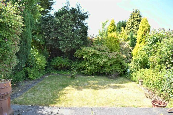 2 Bedroom Semi-Detached Bungalow For Sale In Lea Gate Close, Harwood, BL2