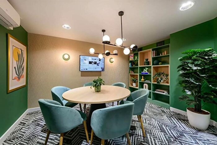 1 Bedroom Flat To Rent In Stour Road, London, E3