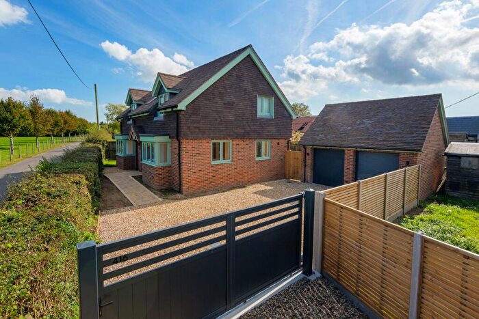 3 Bedroom Detached House For Sale In Canterbury Road, Densole, Folkestone, CT18