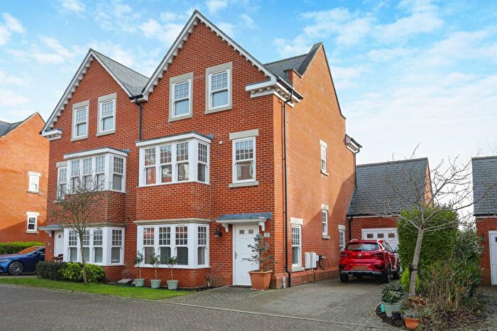 5 Bedroom Semi Detached House For Sale In Eversley Park, Folkestone, Kent, CT20