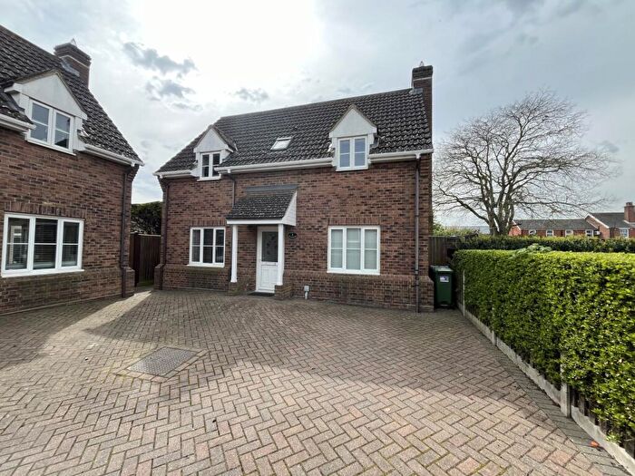 3 Bedroom Detached House To Rent In Milestones, The Street, Hatfield Peverel, CM3