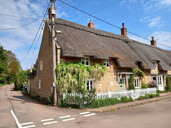 4 Bedroom Property For Sale In Main Street, Sudborough, Kettering, NN14