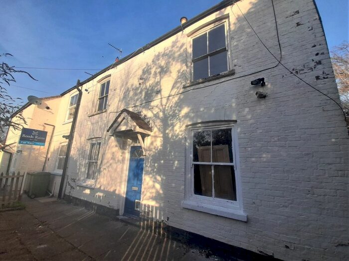 2 Bedroom Semi-Detached House For Sale In Church Street, North Cave, Brough, East Yorkshire, HU15