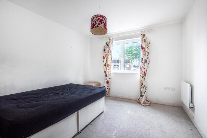 2 Bedroom Flat To Rent In Charlton Road, London, SE7