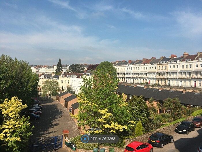 2 Bedroom Flat To Rent In Royal York Villas, Bristol, BS8