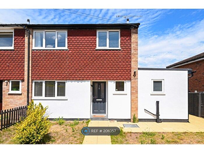 4 Bedroom End Of Terrace House To Rent In Leacroft Sunningdale, Ascot, SL5