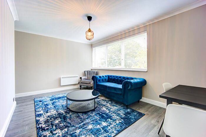 2 Bedroom Flat To Rent In Conifer Court, Forest Hall, Newcastle Upon Tyne, NE12