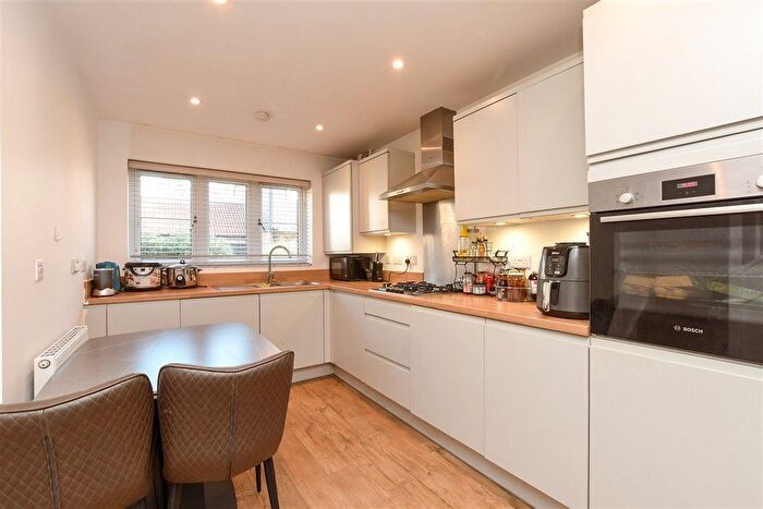 3 Bedroom Semi-Detached House For Sale In Tern Avenue, Horsham, West Sussex, RH12