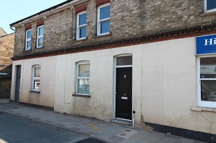 2 Bedroom Flat To Rent In High Street, Ramsey, Huntingdon, Cambridgeshire, PE26
